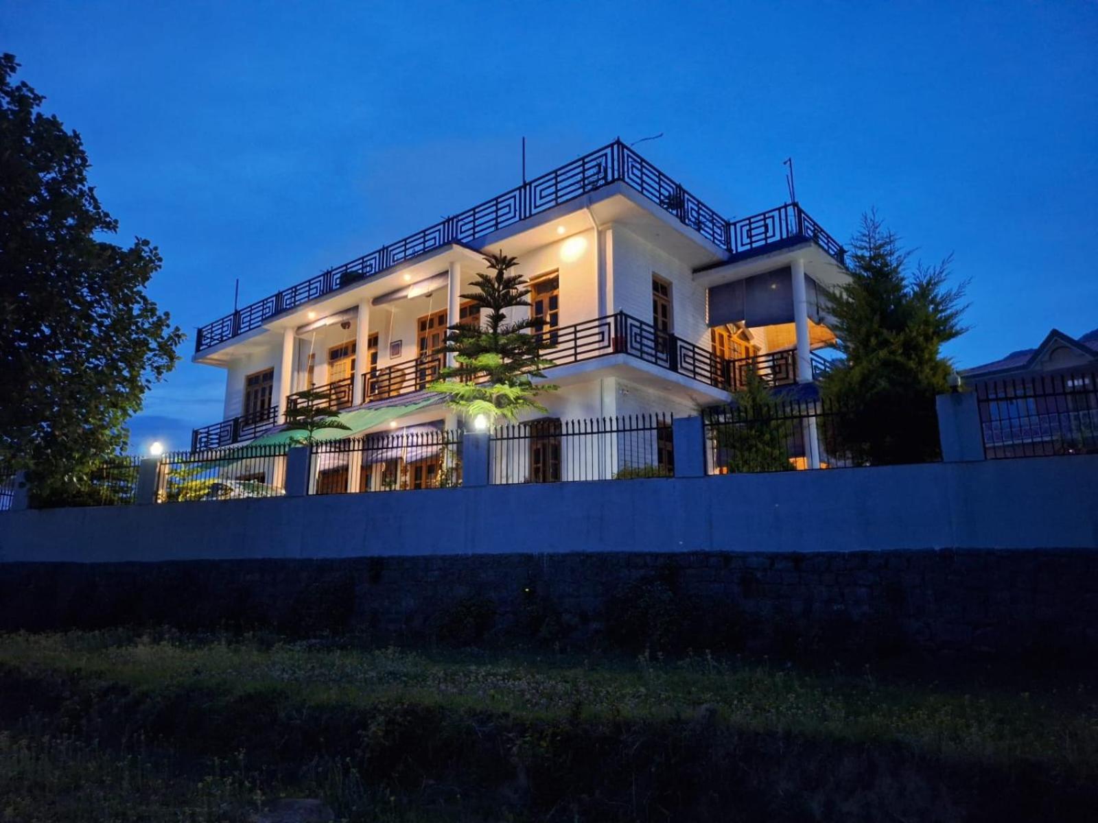 La Maison - A Boutique Bed And Breakfast Bīr Zewnętrze zdjęcie
